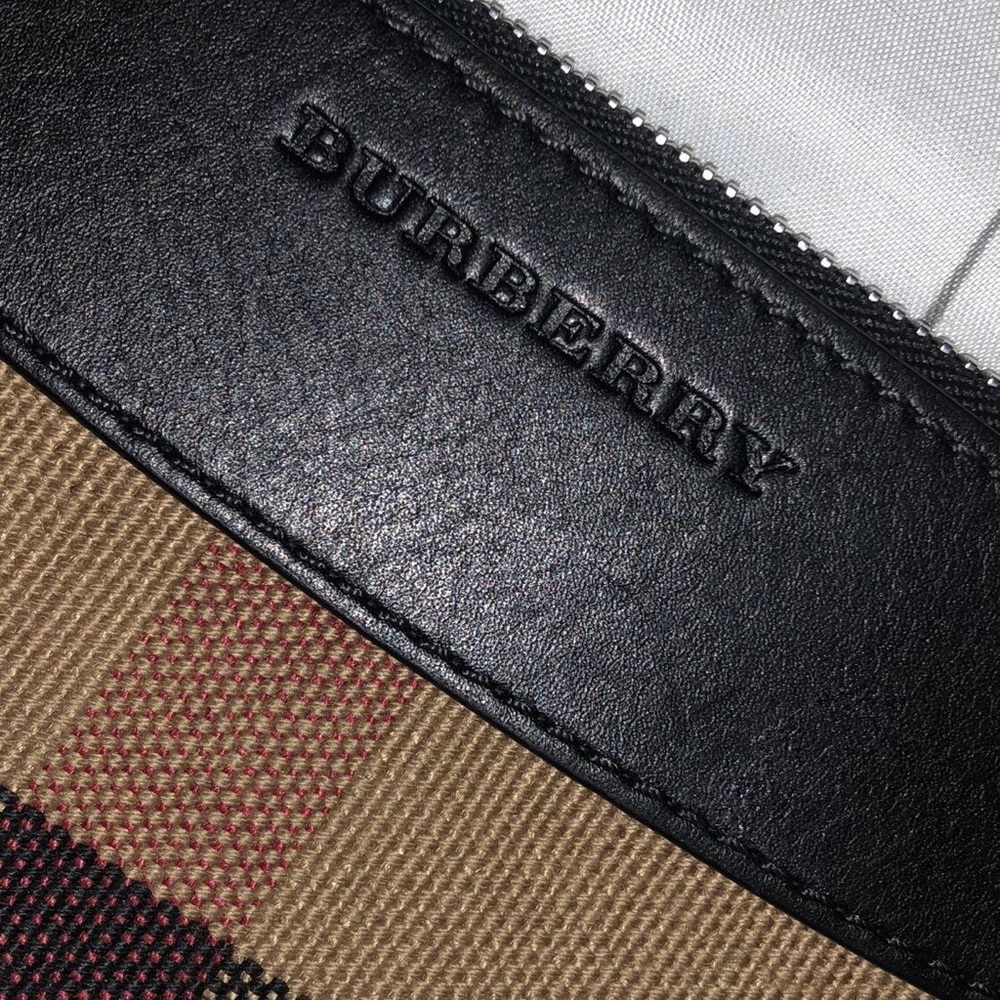 Burberry crossbody